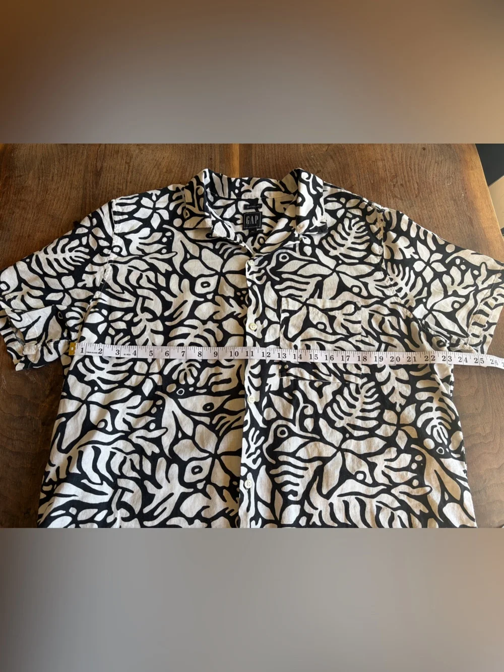 GAP Black & White Patterned Linen collared Shirt XL - Men's